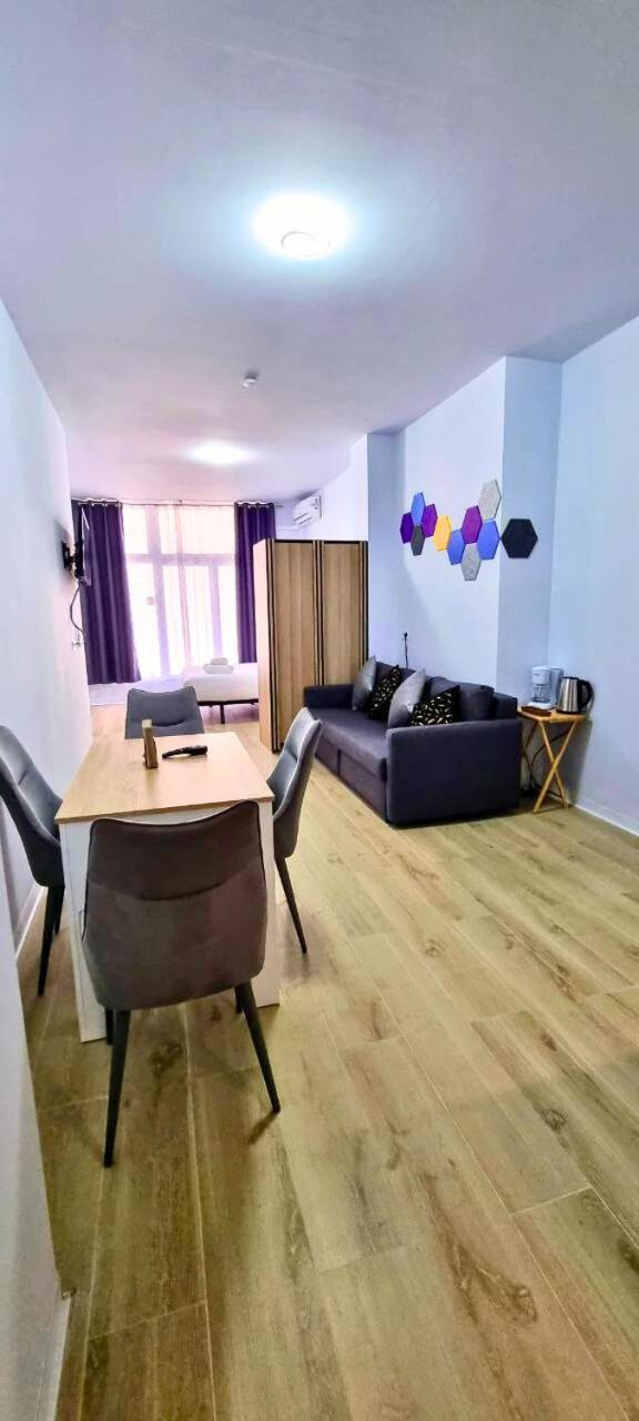 Ynfinity Lejlighedshotel Valencia Eksteriør billede