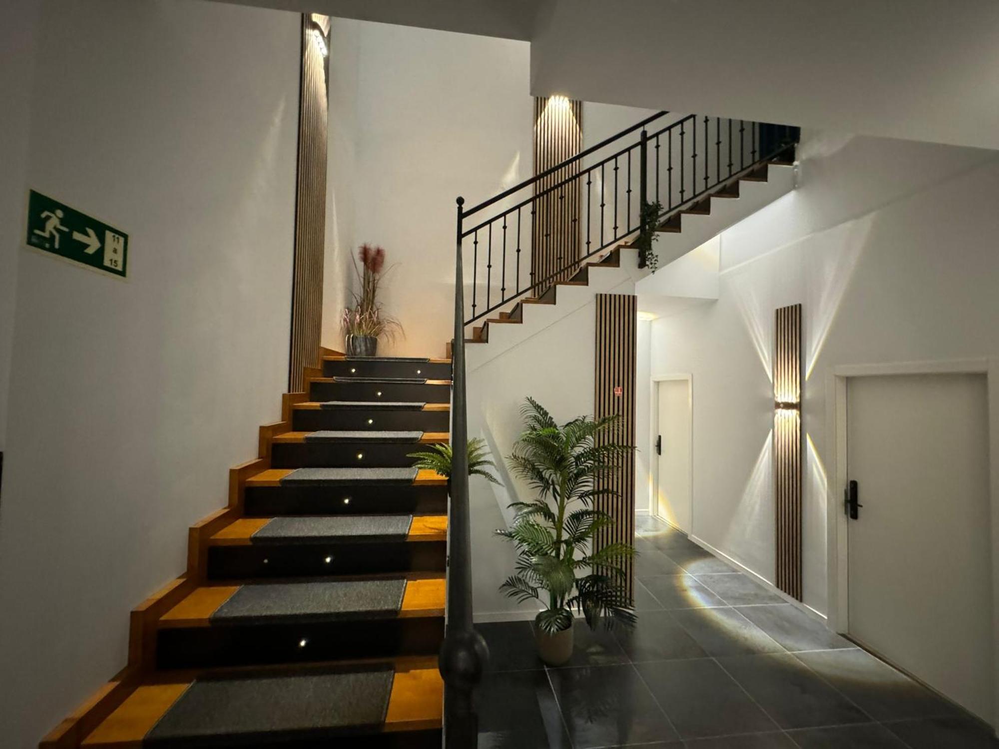 Ynfinity Lejlighedshotel Valencia Eksteriør billede